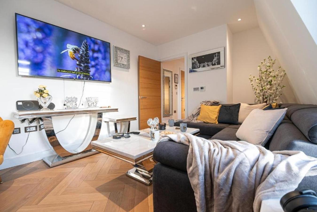 Marble Arch Penthouses With Skyline Views Лондон Екстериор снимка
