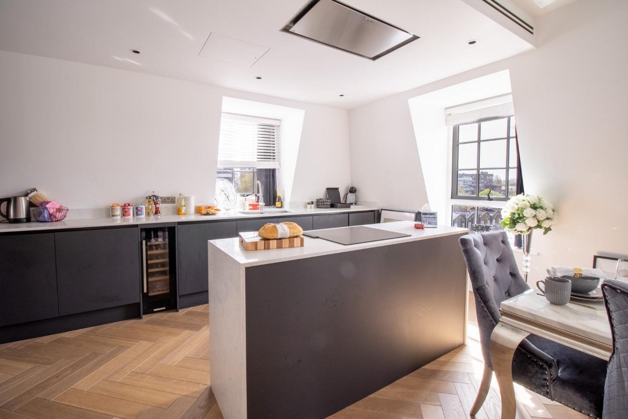 Marble Arch Penthouses With Skyline Views Лондон Екстериор снимка