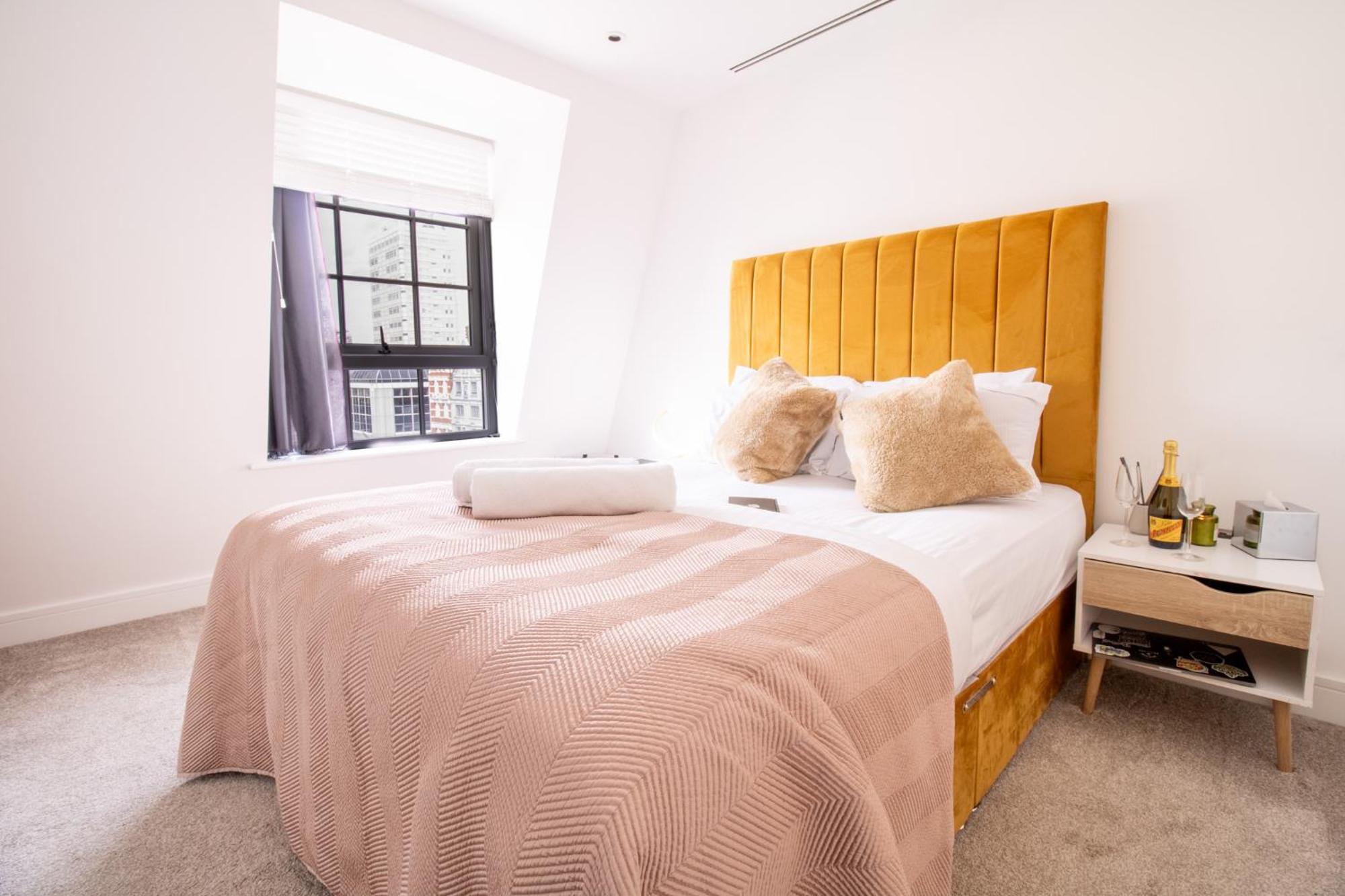 Marble Arch Penthouses With Skyline Views Лондон Екстериор снимка
